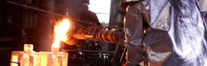stainless steel crucible pouring